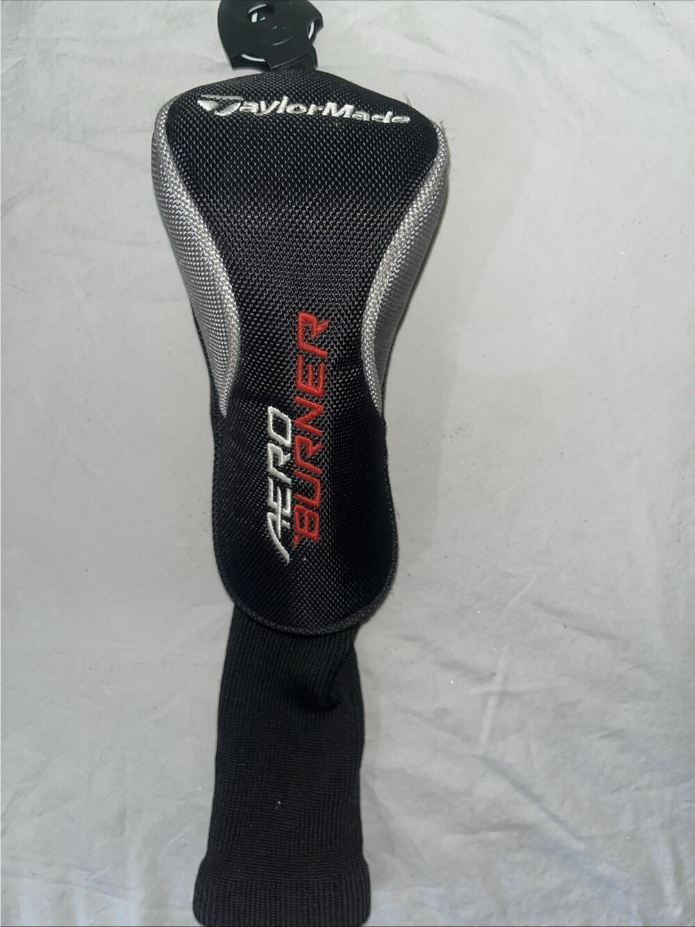 TaylorMade “Aero Burner” Fairway Hybrid Rescue Black & Red Golf Club Head Cover